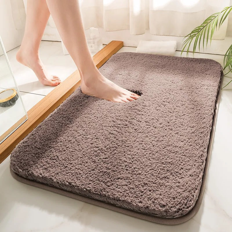 Plush Luxury Bathroom Rug for Cozy Floors